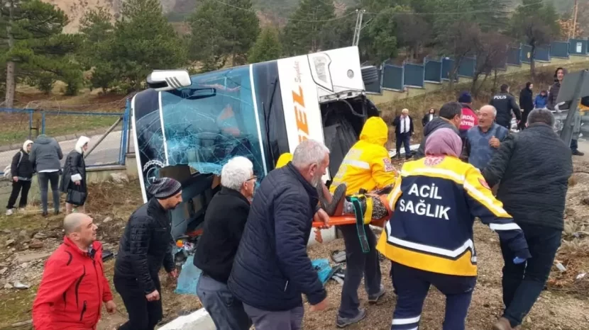 Türkiyədə dəhşət: 1 Ölü, 18 YARALI - VİDEO