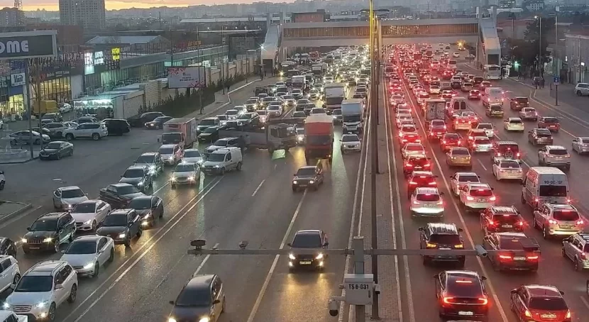 Ziya Bünyadov prospektində qəza: Ölən var