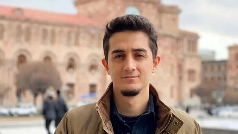 Məşhur türk yutuber dünyanın mərkəzinə endi -VİDEO