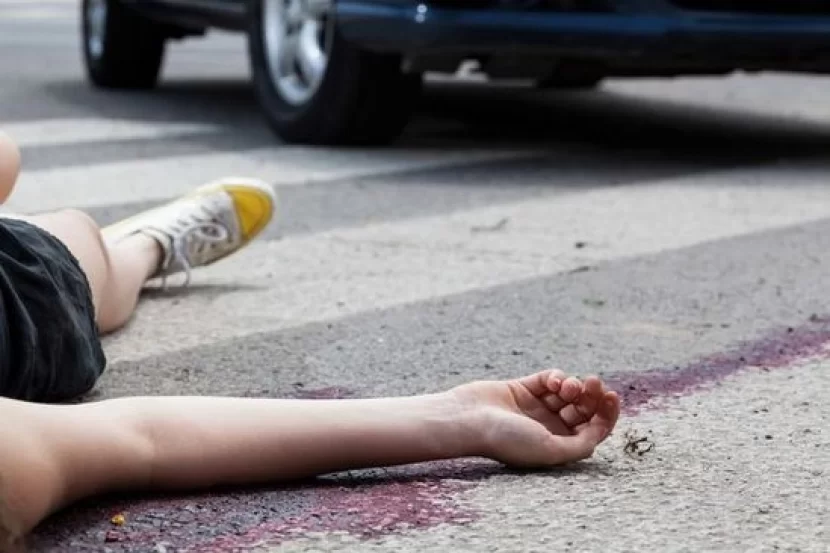Sumqayıtda avtomobil yolu keçmək istəyən piyadanı vuraraq öldürdü