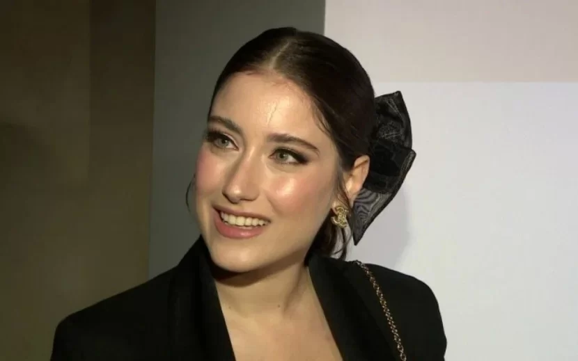 Hazal Kaya əməliyyat olundu - FOTO