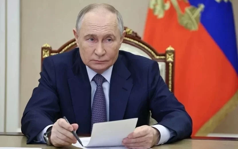Putin təyyarə qəzasından DANIŞDI
