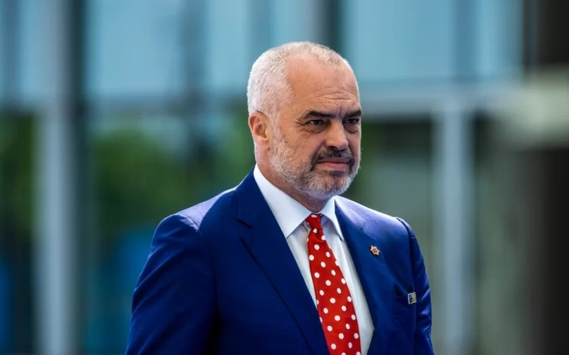 Albaniya Baş naziri Azərbaycan və Qazaxıstana başsağlığı verdi