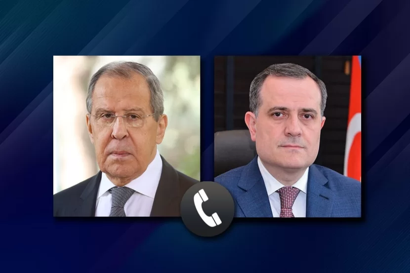 Lavrov Ceyhun Bayramova zəng etdi