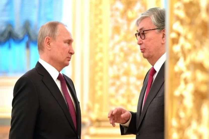 Putin və Tokayev təyyarə qəzasının araşdırılmasını müzakirə etdi