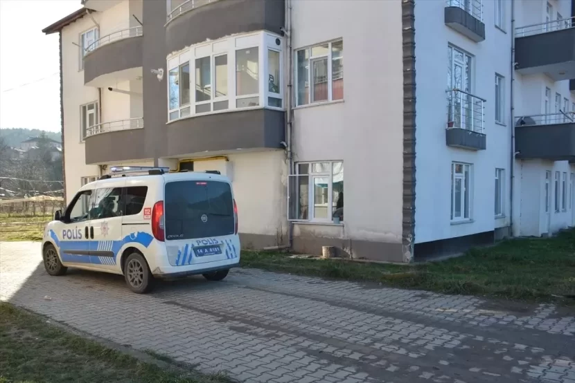 Tək yaşayan qoca kişi evində ölü TAPILDI