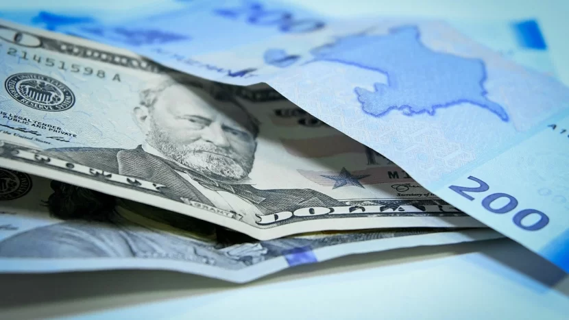 Dolların kursu dəyişdi: Manatın məzənnəsi ilə bağlı MÜHÜM XƏBƏR