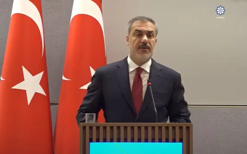 Azərbaycan və Türkiyə XİN başçıları Orta Dəhlizi müzakirə etdi 