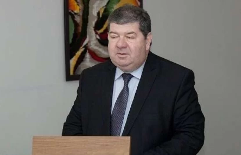 Nizaməddin Şəmsizadə komaya DÜŞDÜ