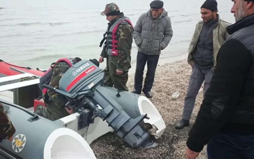 İtkin düşən balıqçıların axtarışı davam etdirilir - VİDEO