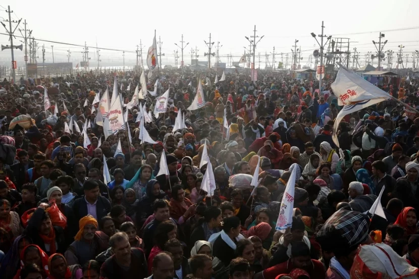 Festival zamanı səhnə UÇDU: 7 ÖLÜ, 60 YARALI