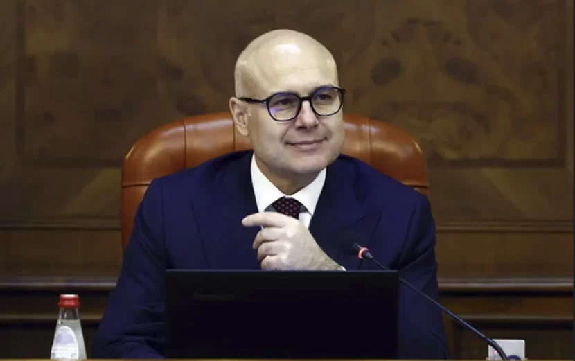 Serbiyanın Baş naziri istefa verir