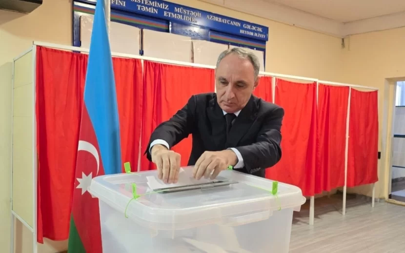 Kamran Əliyev səs verdi