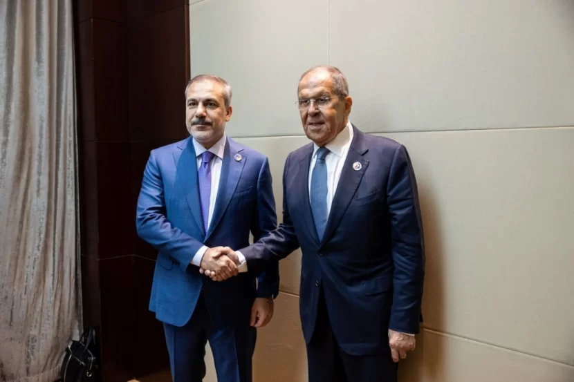 Hakan Fidan Lavrovla Suriyadakı vəziyyəti müzakirə etdi
