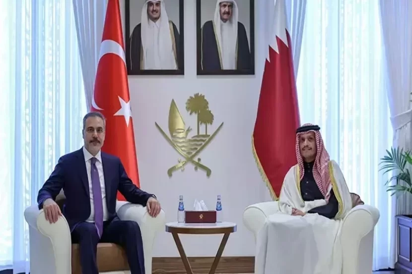 Hakan Fidan Qətərin Baş naziri və xarici işlər naziri ilə görüşdü