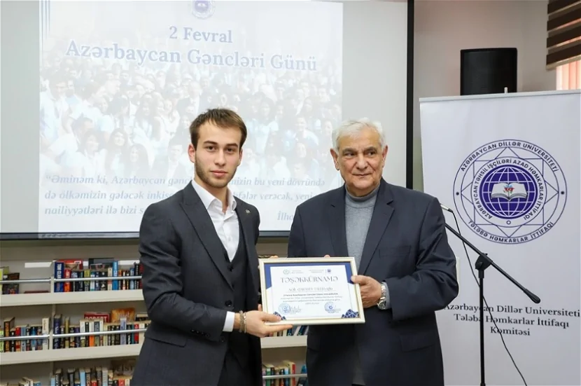 \"Ajans.az\" xəbər portalının əməkdaşı Aqil Qarayev təltif olundu - FOTO
