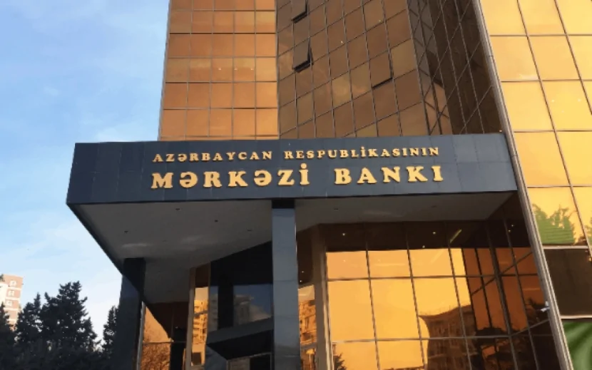 Azərbaycanda 2 bankın vəzifəli şəxsləri cəzalandırıldı