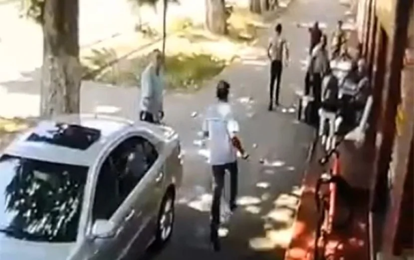 Qonşusunu yolun ortasında öldürmüşdü - Cəzadan azad edildi