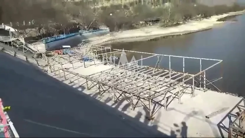İsmayıllıda su bəndinin üzərində RESTORAN TİKİLİR