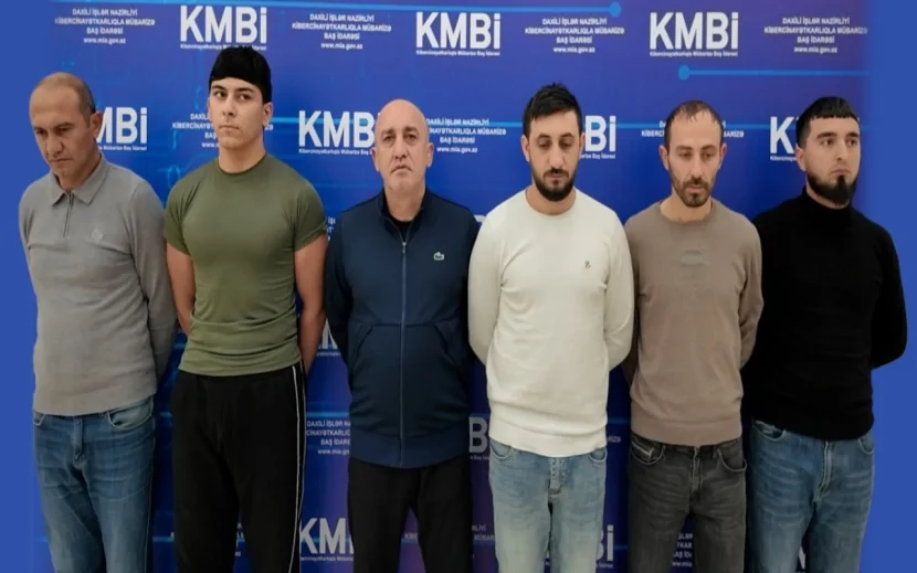 Onlayn qumarla 10 milyondan çox pul yığan dəstə həbs edildi - VİDEO