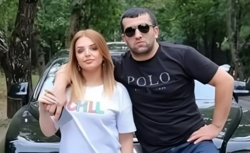Azərbaycanlı müğənnilərin avtoritet sevgililərinin SİYAHISI - Şok fotolar