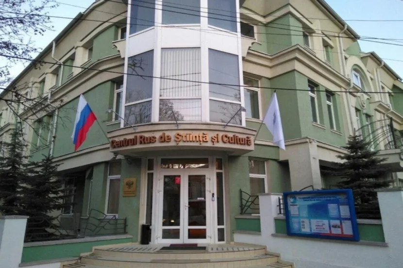 Moldova da \"Rus Evi\"ni bağlayır