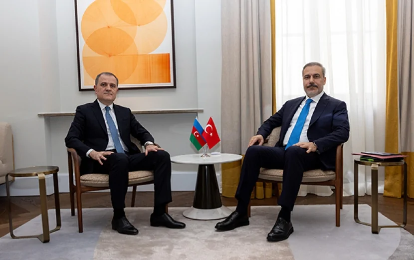 Azərbaycan və Türkiyə XİN rəhbərləri görüşdü 