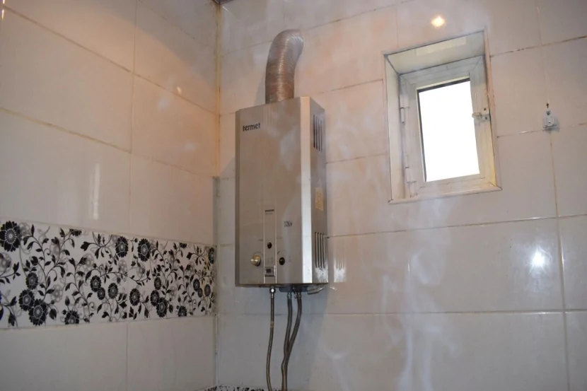Naftalanda 35 yaşlı qadın dəm qazından boğularaq öldü