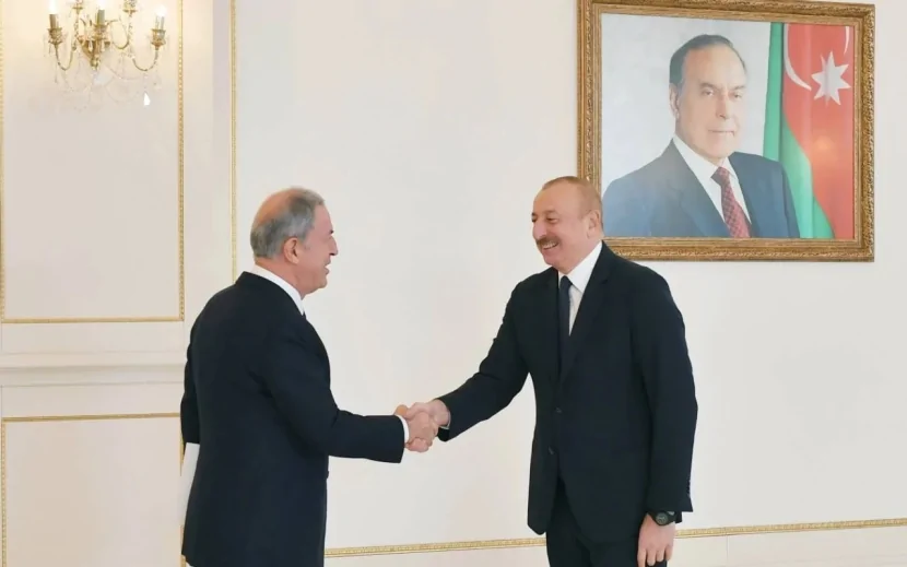 İlham Əliyev Hulusi Akarı  qəbul etdi