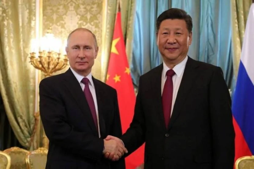 Putin Çin lideri ilə telefonla danışdı