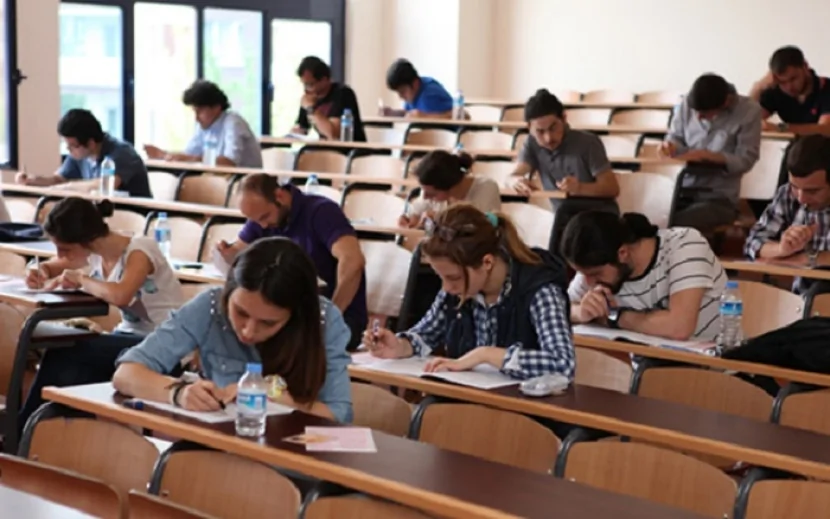 Bəzi universitetlərdə tədris ənənəvi, bəzilərində isə onlayn formada aparılacaq