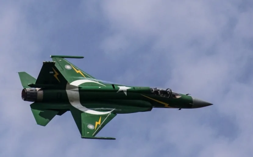 Azərbaycan tezliklə Pakistandan \"JF-17 Thunder\" qırıcıları alacaq