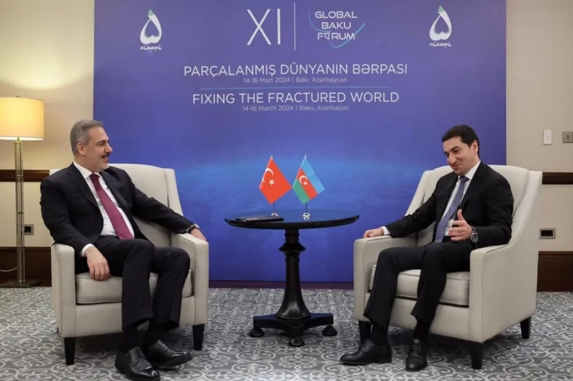 Hakan Fidan Hikmət Hacıyevlə Ankarada görüşdü