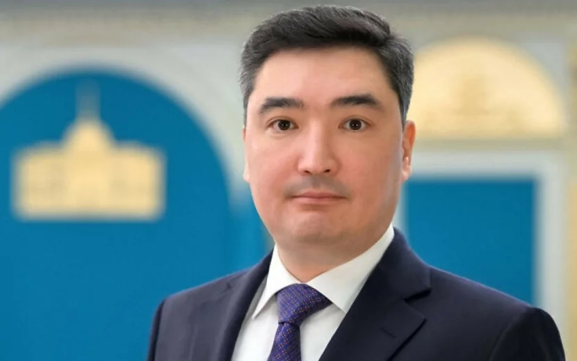 Qazaxıstanın Baş naziri Fəxri xiyabanda