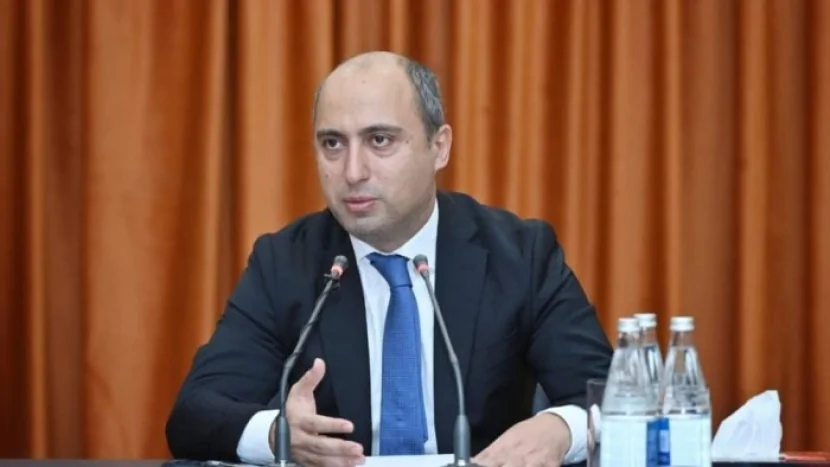 Nazir bu universitetə prorektor təyin etdi - FOTO