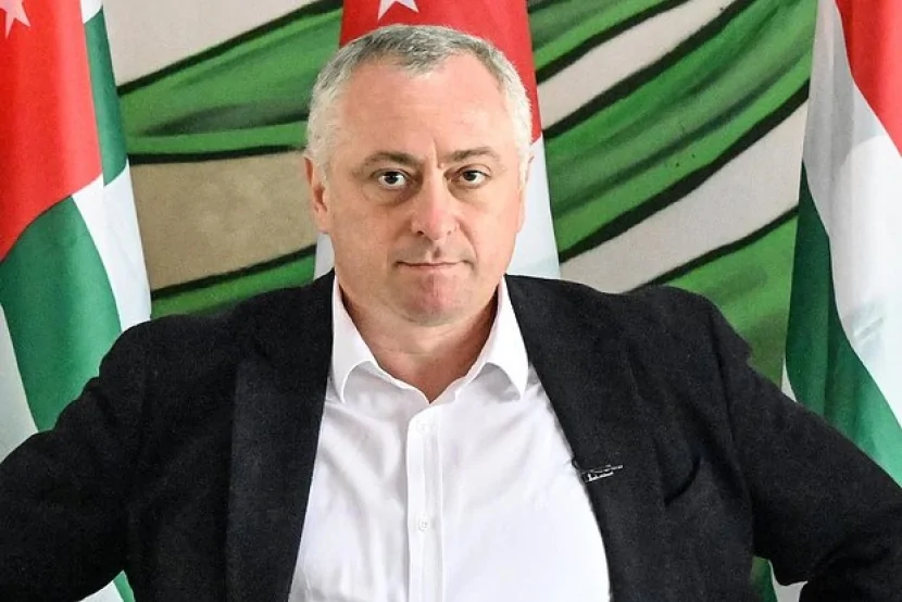 Abxaziyada yeni prezident TƏSDİQLƏNDİ