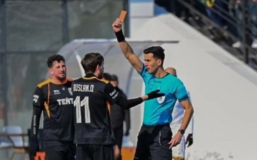 Ruslan Qurbanov hakimləri təhqir etdiyinə görə cəzalandırıldı