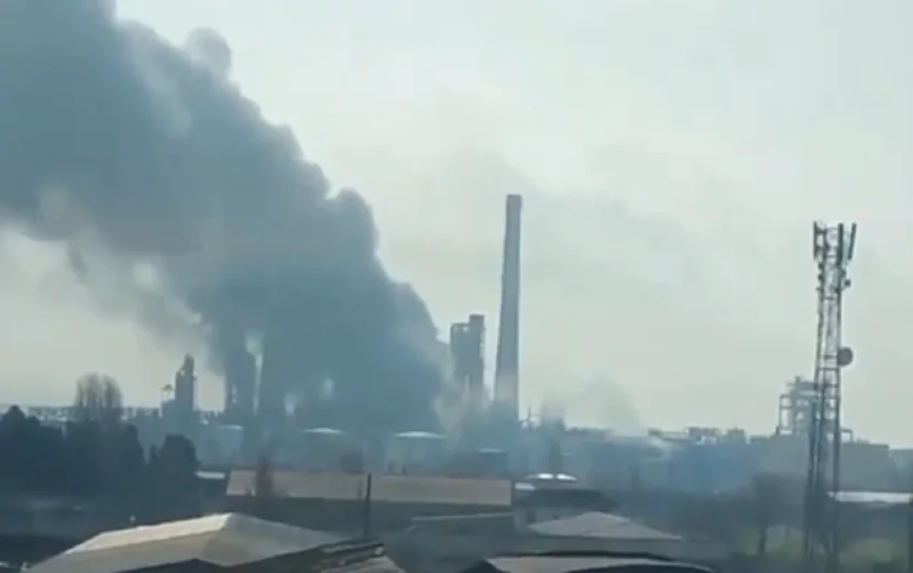 Neft Emalı Zavodunda yanğın başladı - VİDEO