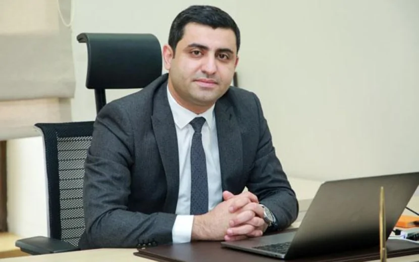 Töhmətdən sonra Aparat rəhbəri işdən çıxarıldı