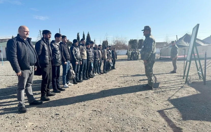 Azərbaycanda ehtiyatda olan hərbçilər orduya ÇAĞIRILDI