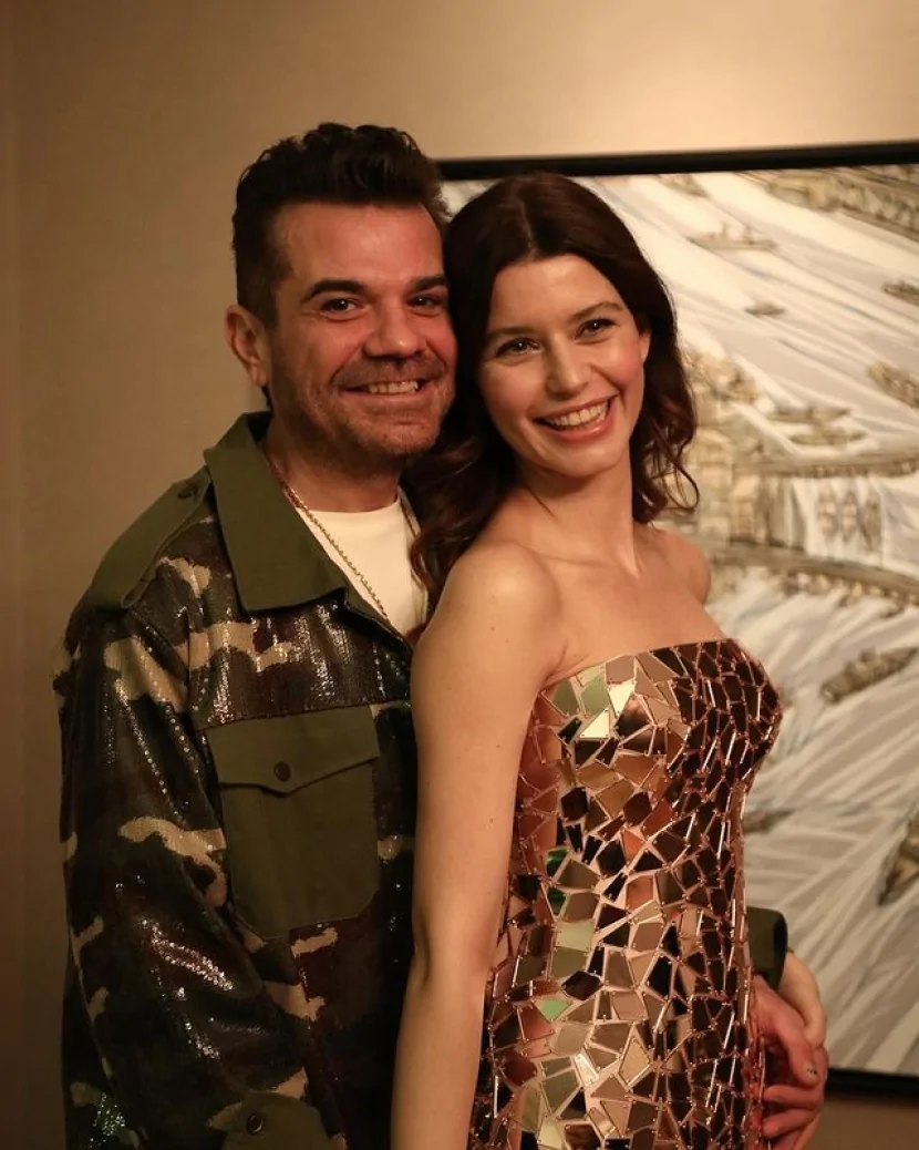 Şok iddia: Beren Saat ana olur!
