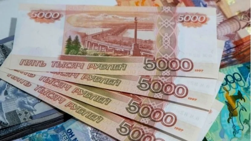 Rublun kəskin dalğalanmasının SƏBƏBİ