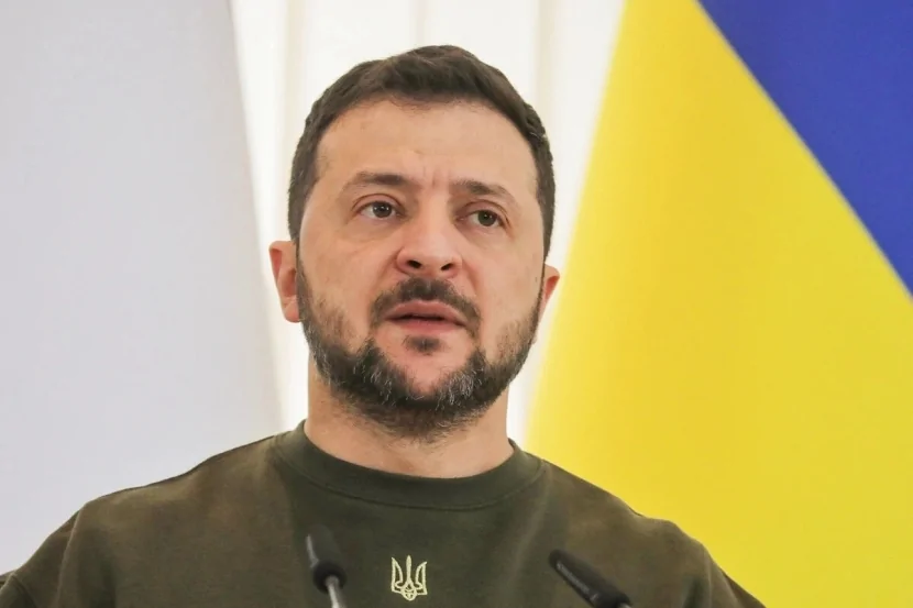 Ukrayna Kursk yaxınlığındakı zavodu VURDU - 4 ÖLÜ