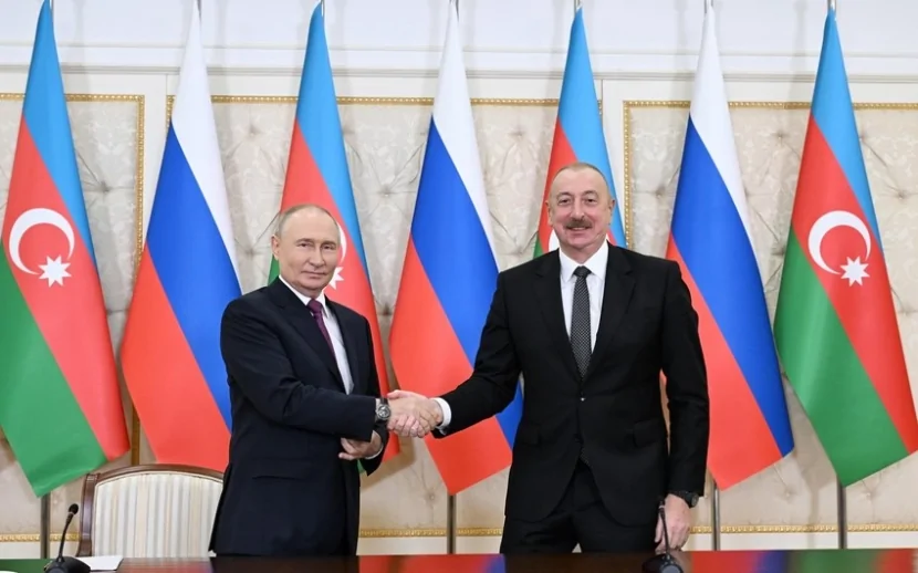 Putin bayram münasibətilə İlham Əliyevi təbrik edib 