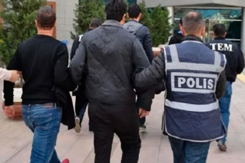 Türkiyədə 5 jurnalist  həbs edildi