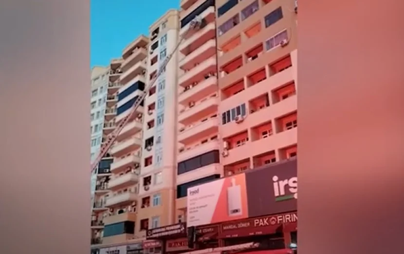 Xırdalanda restoranda yanğın - Video