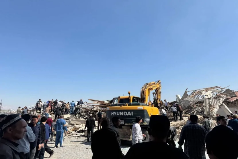 Özbəkistanda məsciddə partlayış:  3 ölü, 10 yaralı