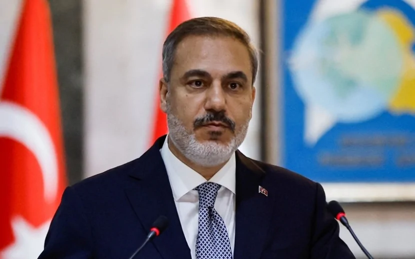 Hakan Fidan Fransaya gedir