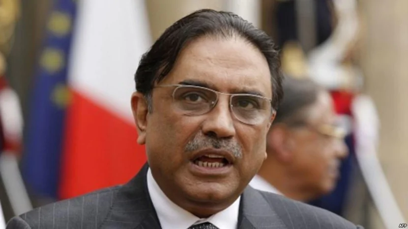 Pakistan prezidenti təcili xəstəxanaya yerləşdirildi
