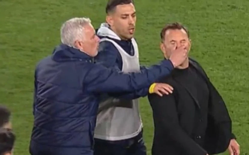 Mourinyo bu hərəkətinə görə cəzalandırıldı